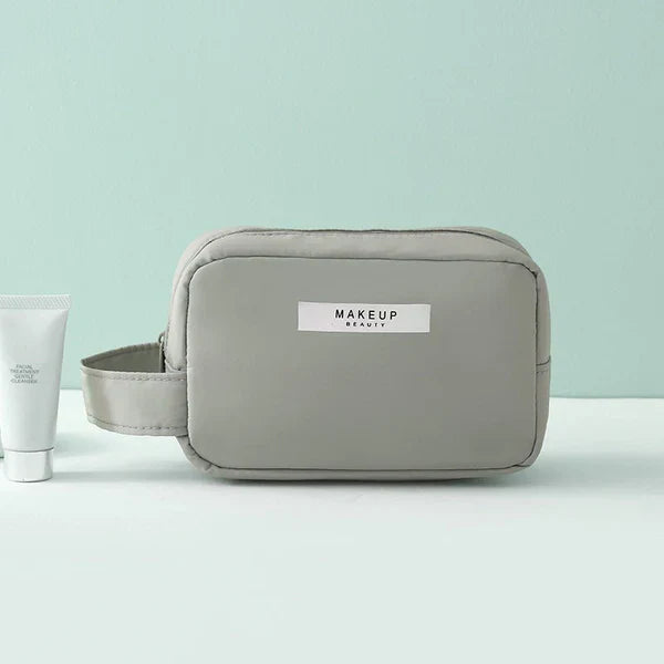 Emirati Elegance Portable Cosmetic & Toiletry Bag