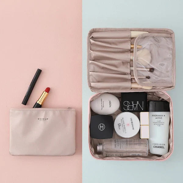 Emirati Elegance Portable Cosmetic & Toiletry Bag